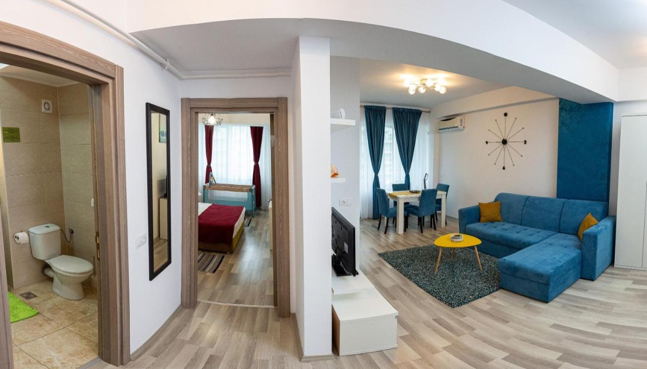 Elegance Apartment Summerland Mamaia Esterno foto