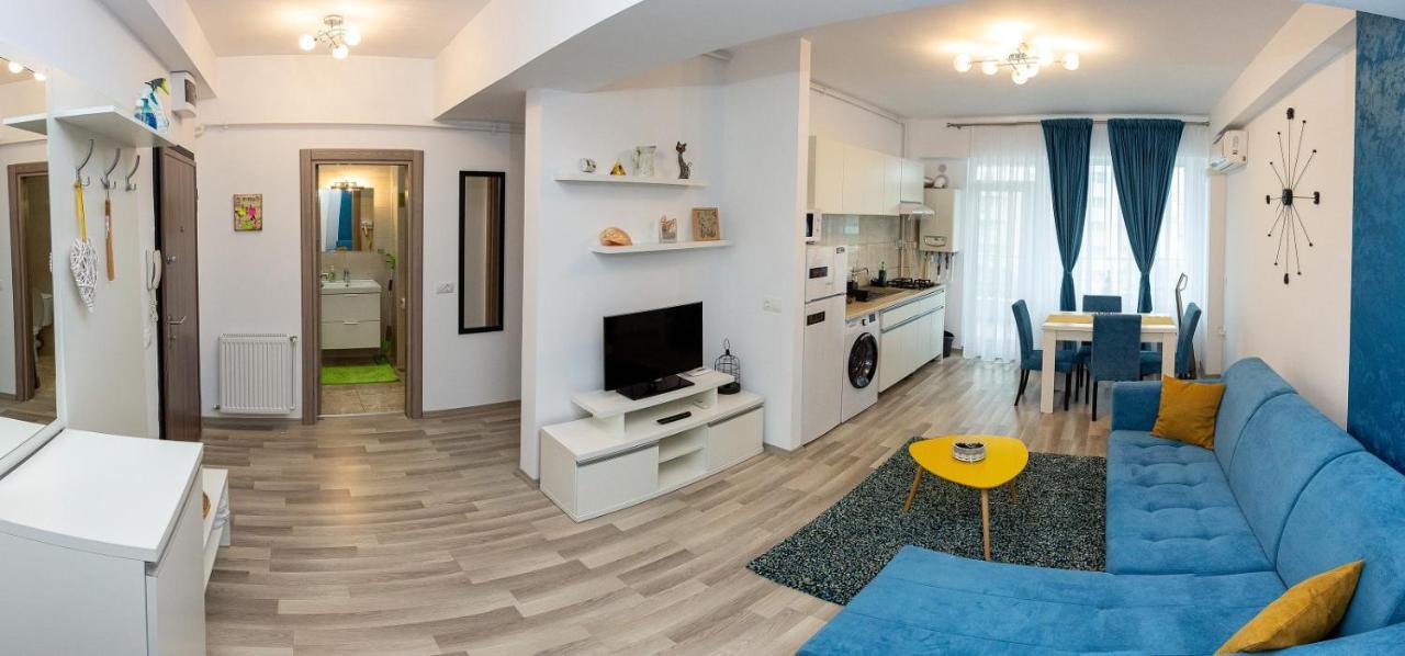 Elegance Apartment Summerland Mamaia Esterno foto